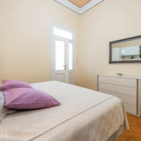 Seaview 10 Min To The Old Town Apartment *