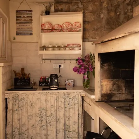 Seaview 10 Min To The Old Town