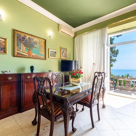 Seaview 10 Min To The Old Town