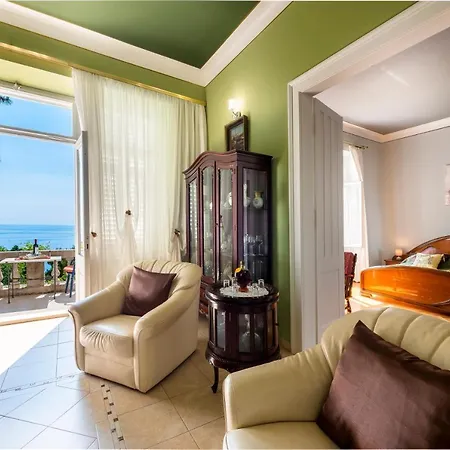 Seaview 10 Min To The Old Town *