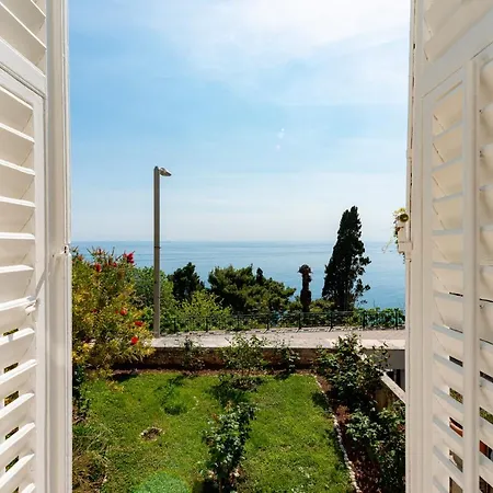 Appartement Seaview 10 Min To The Old Town *