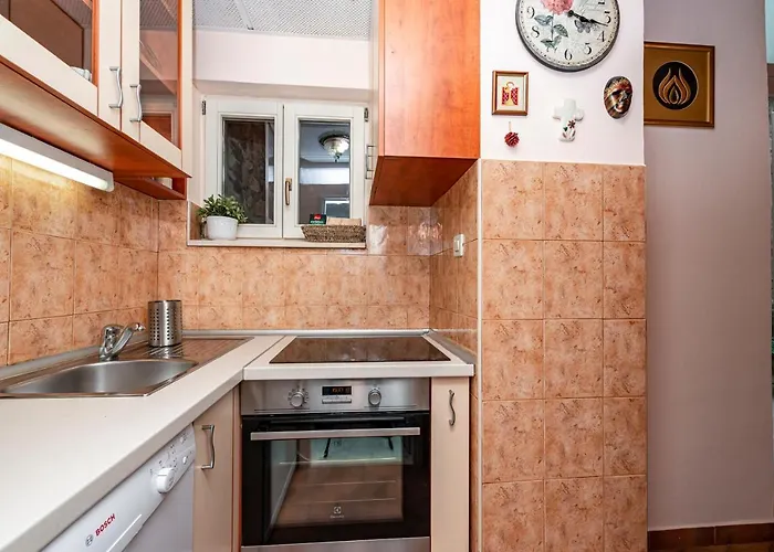 Seaview 10 Min To The Old Town