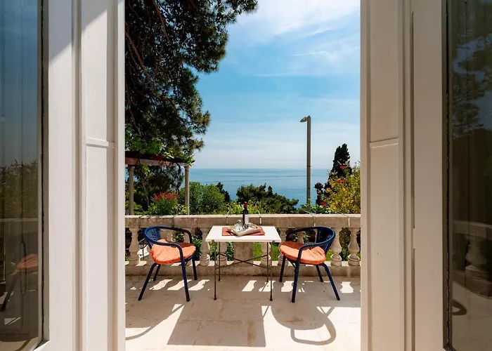 Seaview 10 Min To The Old Town *