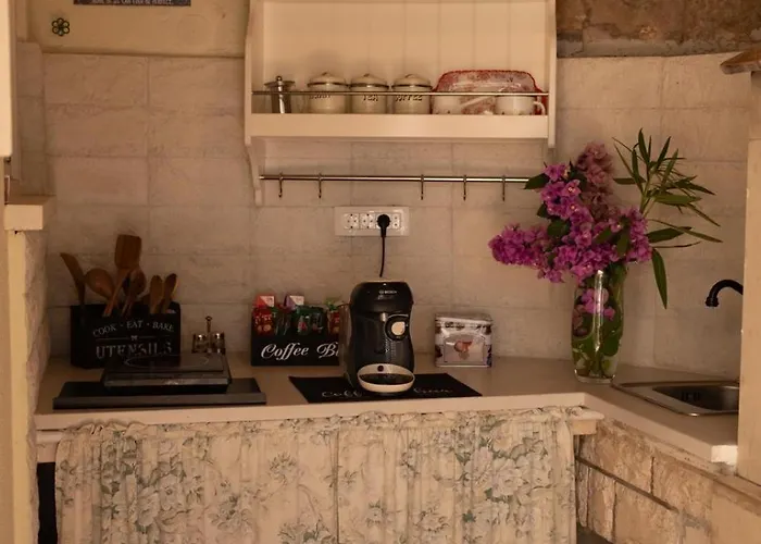 Daire Seaview 10 Min To The Old Town